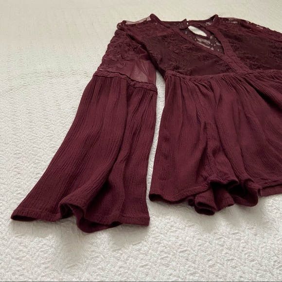 aeo embroidered mesh bell sleeve top - Picture 4 of 10